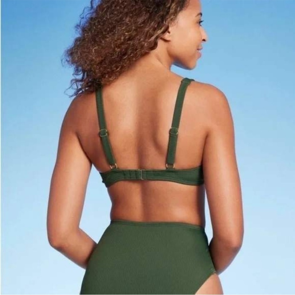Women's Retro Ribbed Underwire Bikini Top
- Shade & Shore™ Dark Green 34 C - Picture 3 of 14